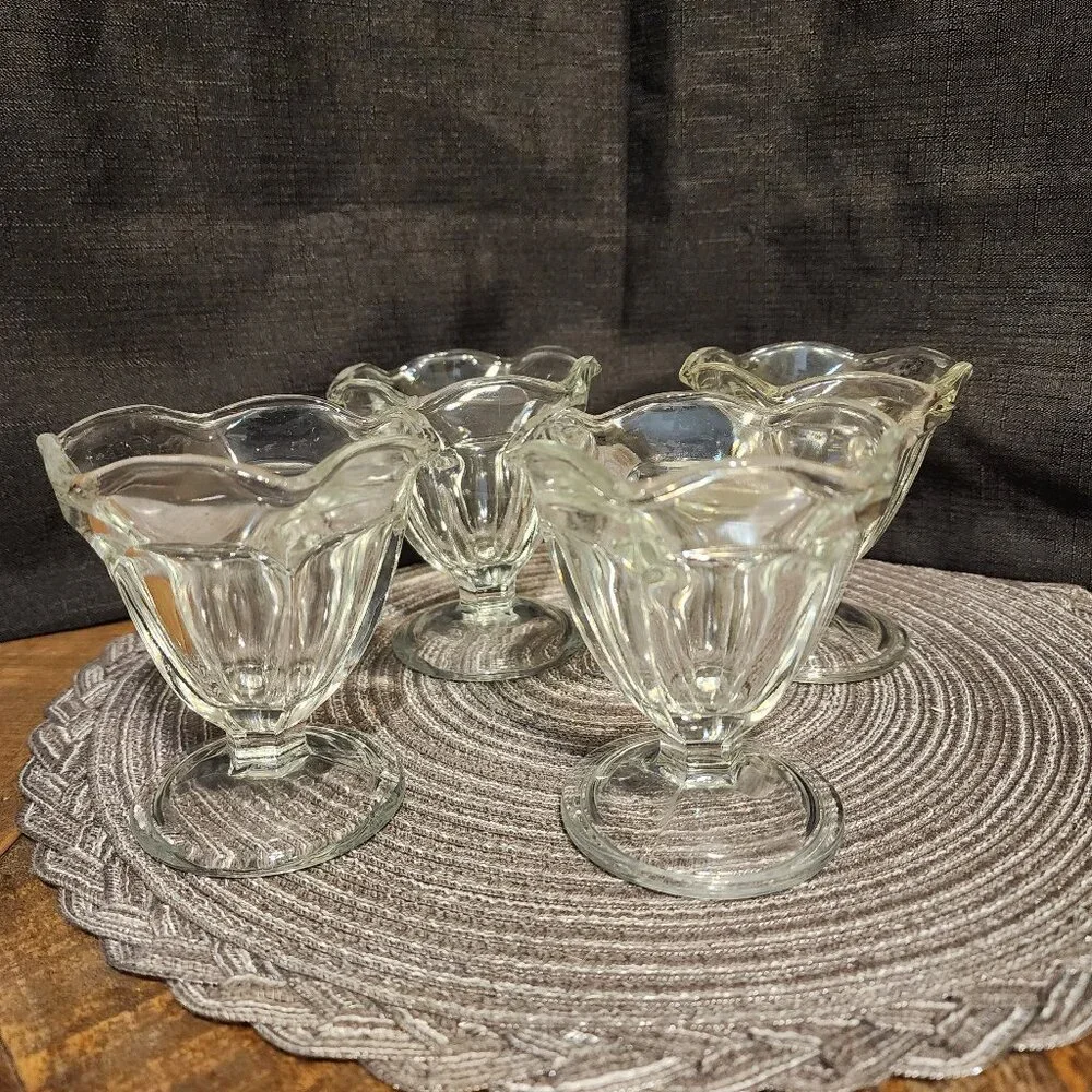 4 Sundae Dishes VTG